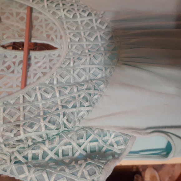 Blouse - Picture 3 of 9